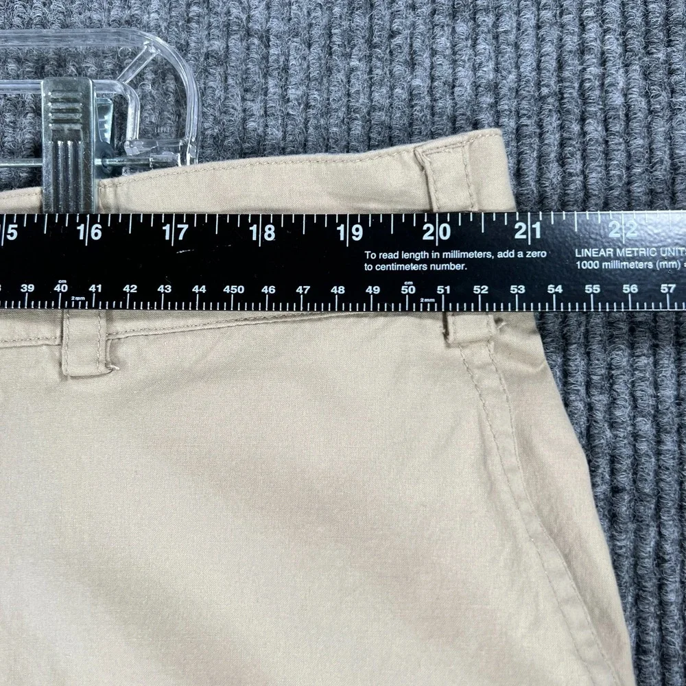 Tasc Performance Shorts Mens Size 42 Beige Chino Bamboo Blend‎ Casual Golf